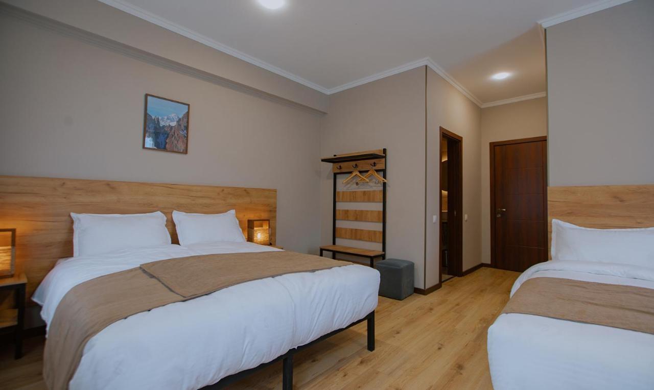 Northgate Hotel Kazbegi Bagian luar foto